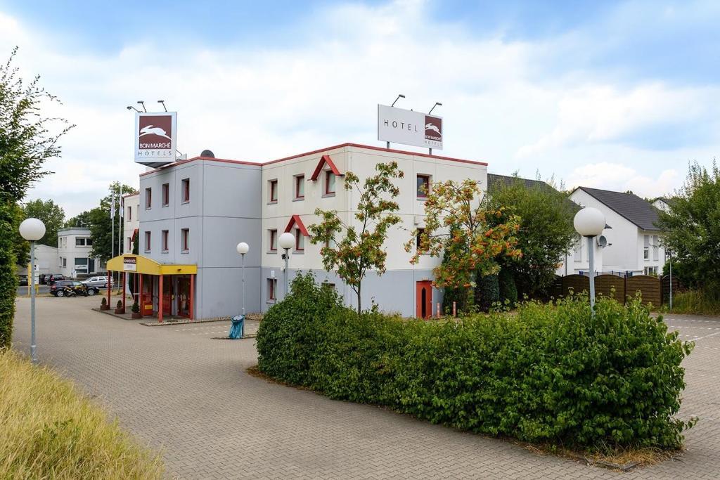 Bon Marche Hotel Bochum Exterior foto